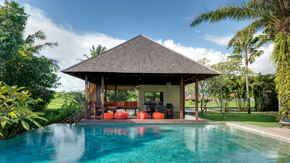Bendega Nui - Poolside bale